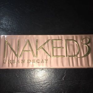 Naked 3 Eyeshadow Palette